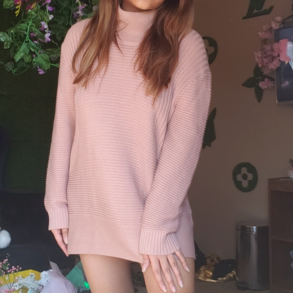 Blush Pink Turtleneck Sweater - Picture 2 of 3